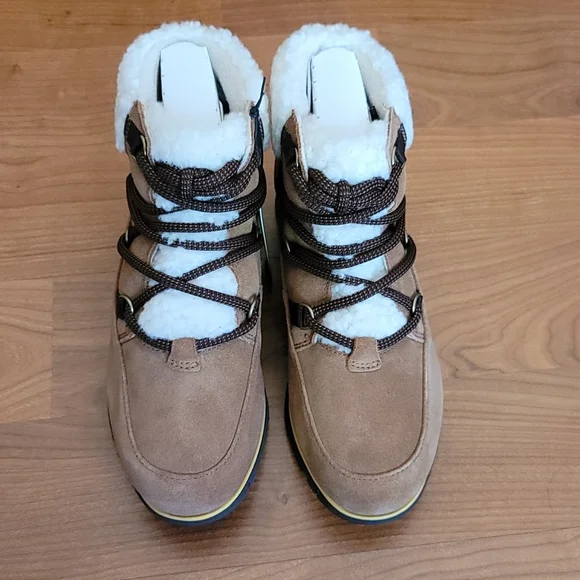 SOREL Harlow™ Waterproof Faux Shearling Lined Leather Chelsea Bootie Siz… - Picture 9 of 11